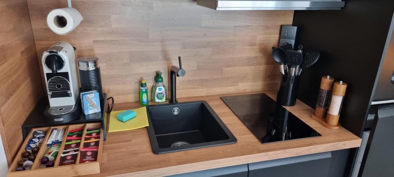 Federnest - Luxus-Studio - Kingsize Boxspringbett - Home-Office Mit Monitor Und Drucker - 11 Min Hbf Duisburg Eksteriør billede