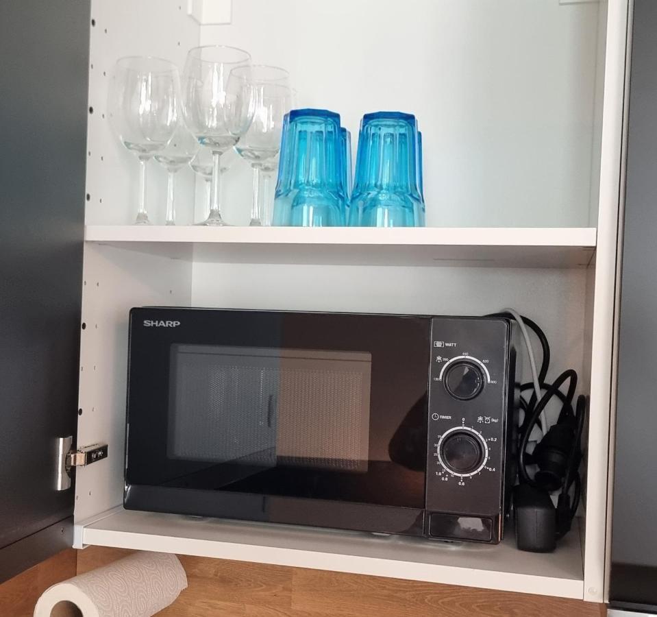 Federnest - Luxus-Studio - Kingsize Boxspringbett - Home-Office Mit Monitor Und Drucker - 11 Min Hbf Duisburg Eksteriør billede