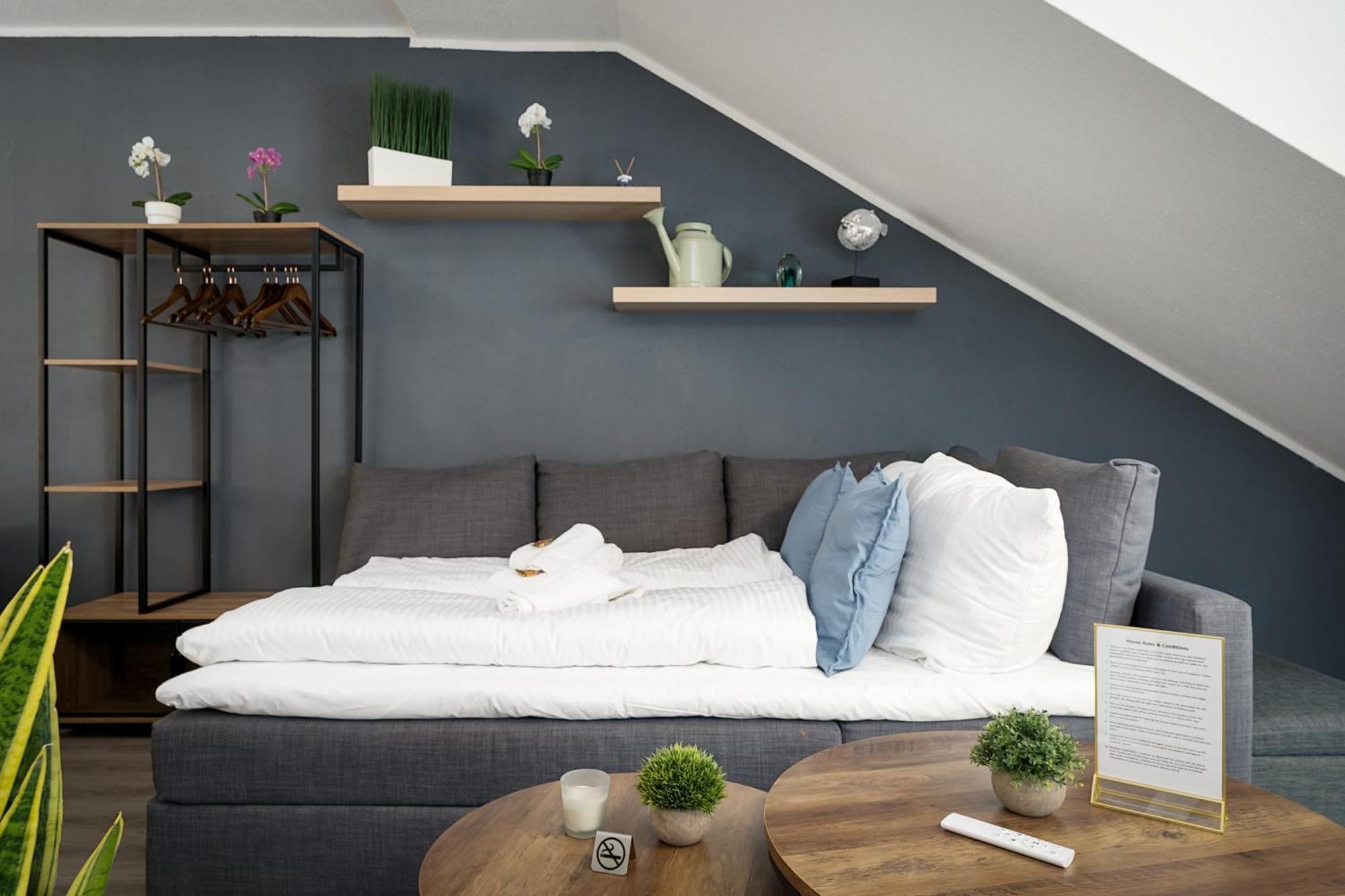 Federnest - Luxus-Studio - Kingsize Boxspringbett - Home-Office Mit Monitor Und Drucker - 11 Min Hbf Duisburg Eksteriør billede